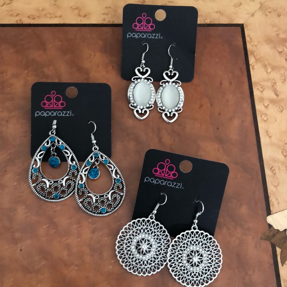 Paparazzi earrings